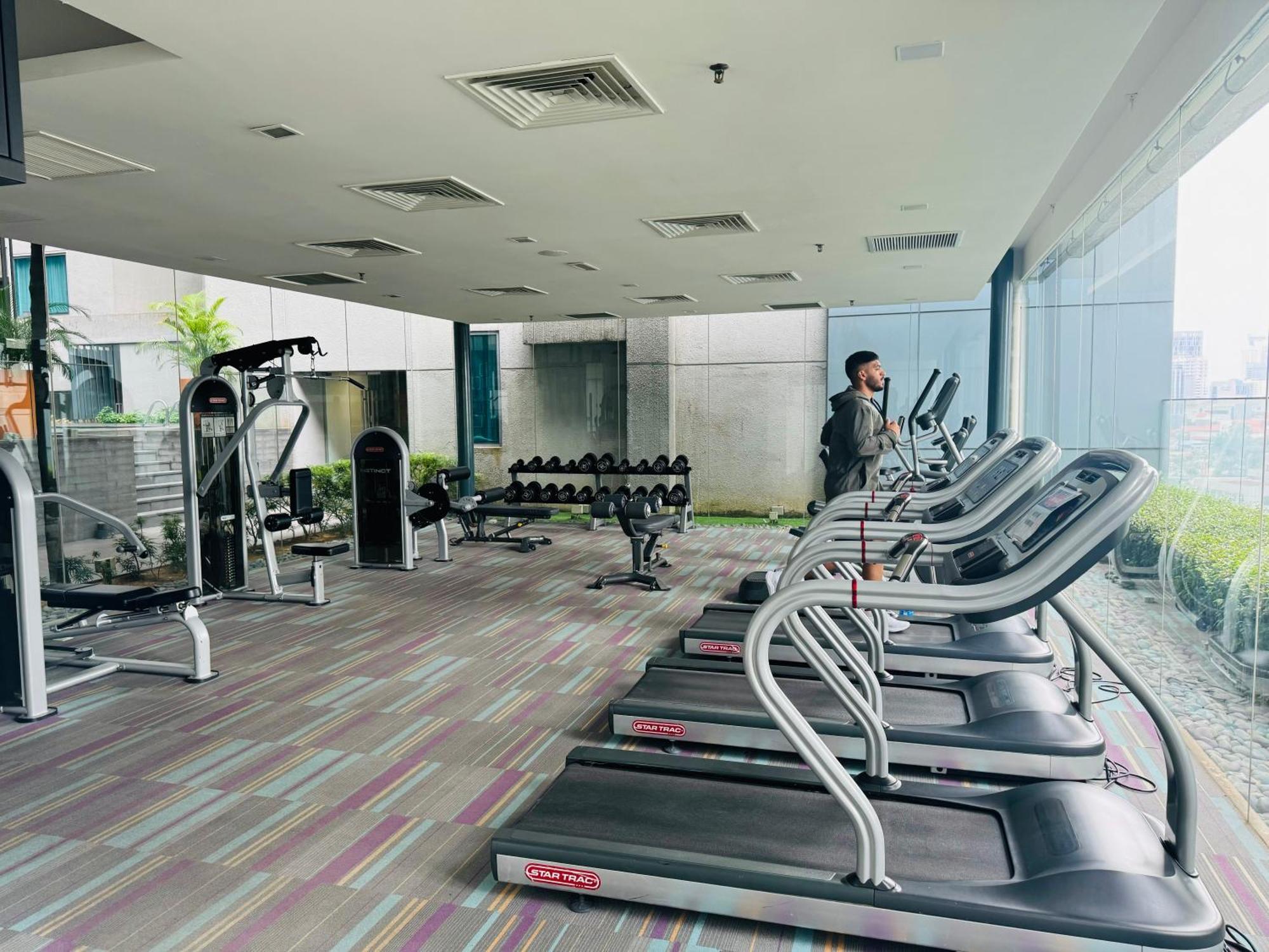 Summer Suites Klcc By Classy กัวลาลัมเปอร์ ภายนอก รูปภาพ